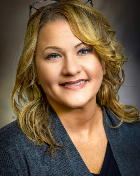 Kelsi Hickman, Vice President / Human Resources Manager